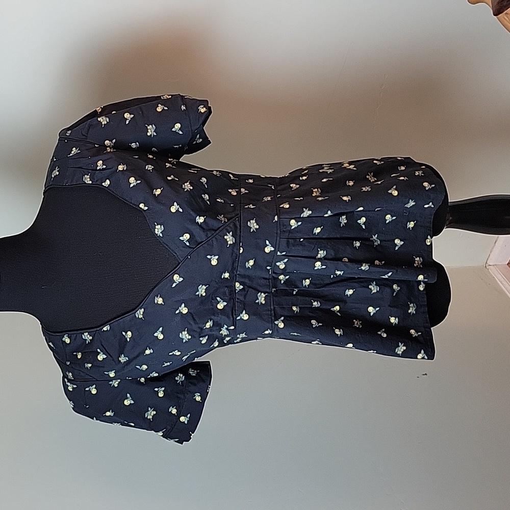 Odille lemon print retro style sweetheart top